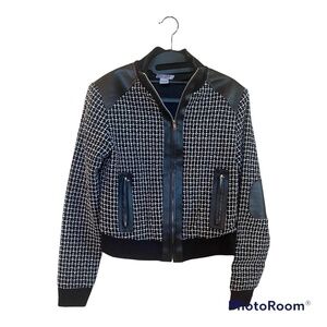 Louise Paris Tweed Black & White Jacket With Falx Leather. Sz. S